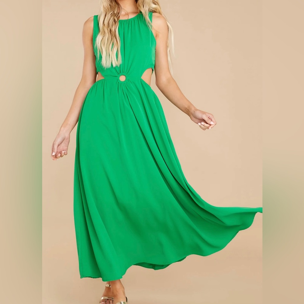 Green sleeveless maxi dress
